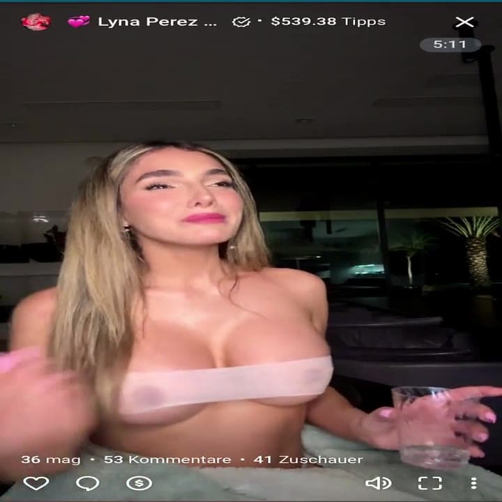 Lyna Perez / lynaritaa
