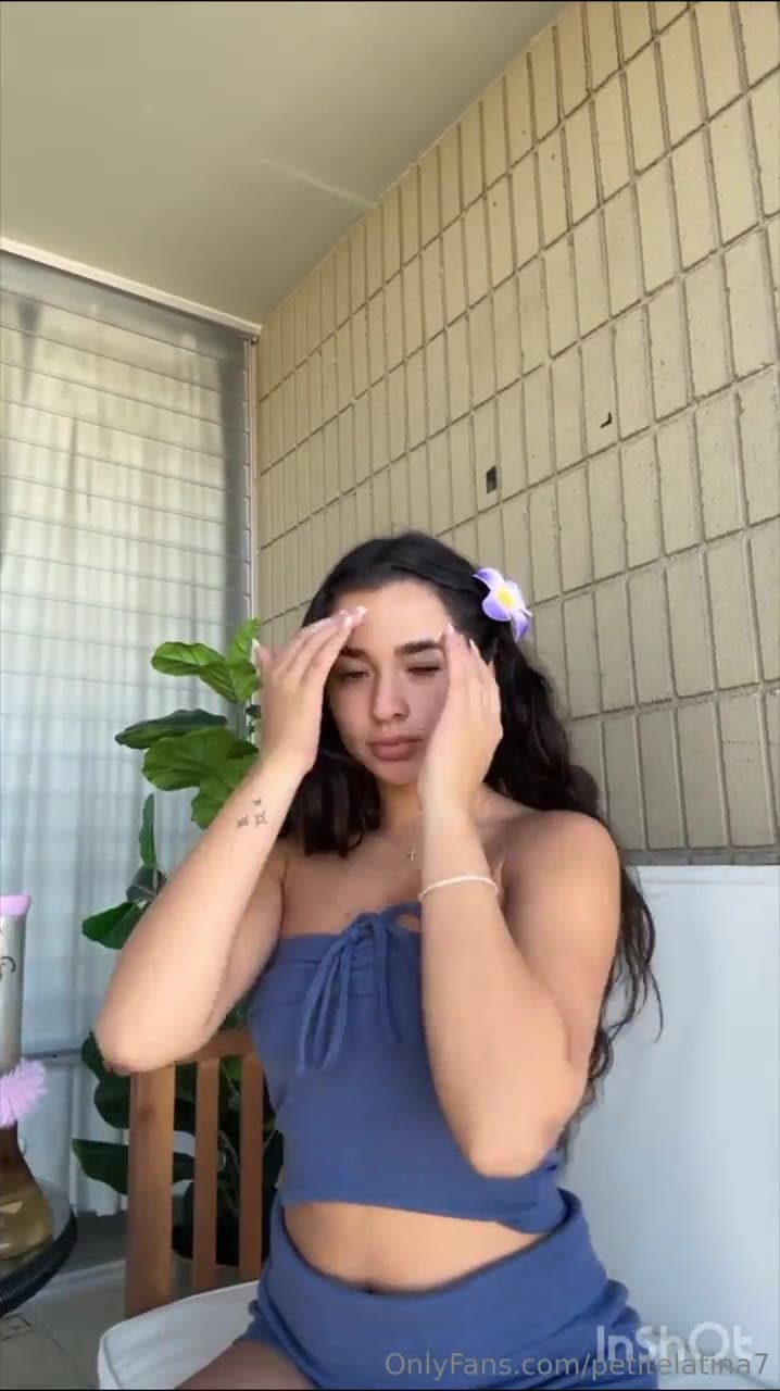 Vanessa Versace / petitelatina