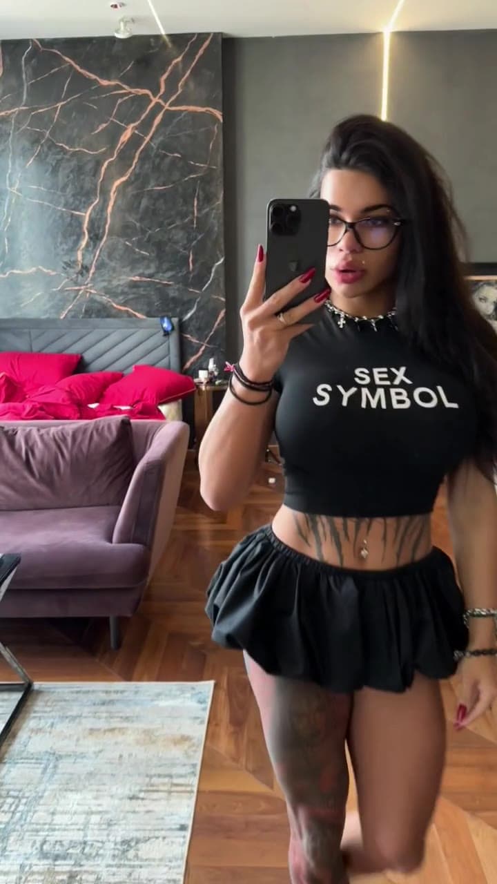 anna.mukydza